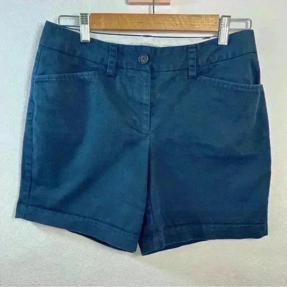 Lands’ End Women’s Fit 2 7” Chino Short in Navy Size 4 - Picture 1 of 10